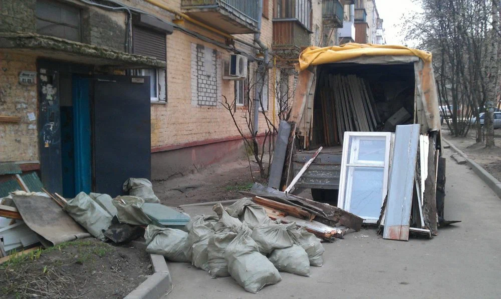 Вывоз мусора после ремонта в Грозном от ПроМусор — цены от 4617 руб., быстро и недорого