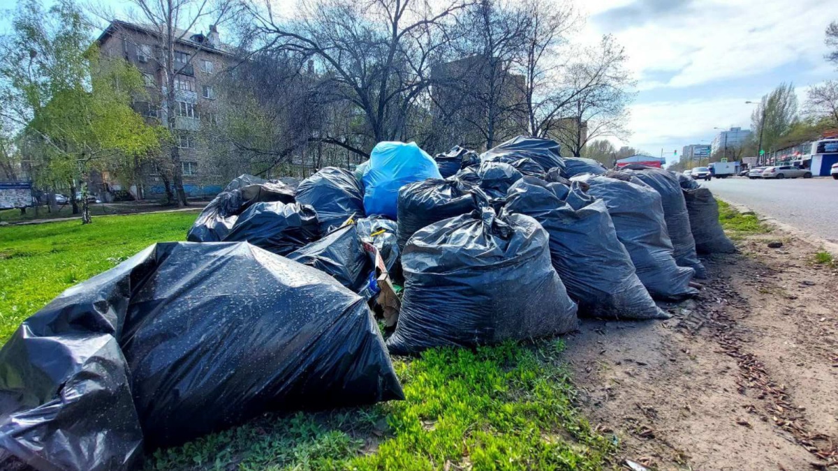 Вывоз и утилизация мусора после субботника в Грозном в октябре