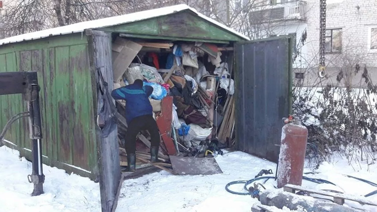 Вывоз мусора из гаража с гарантией чистоты в Грозном в октябре