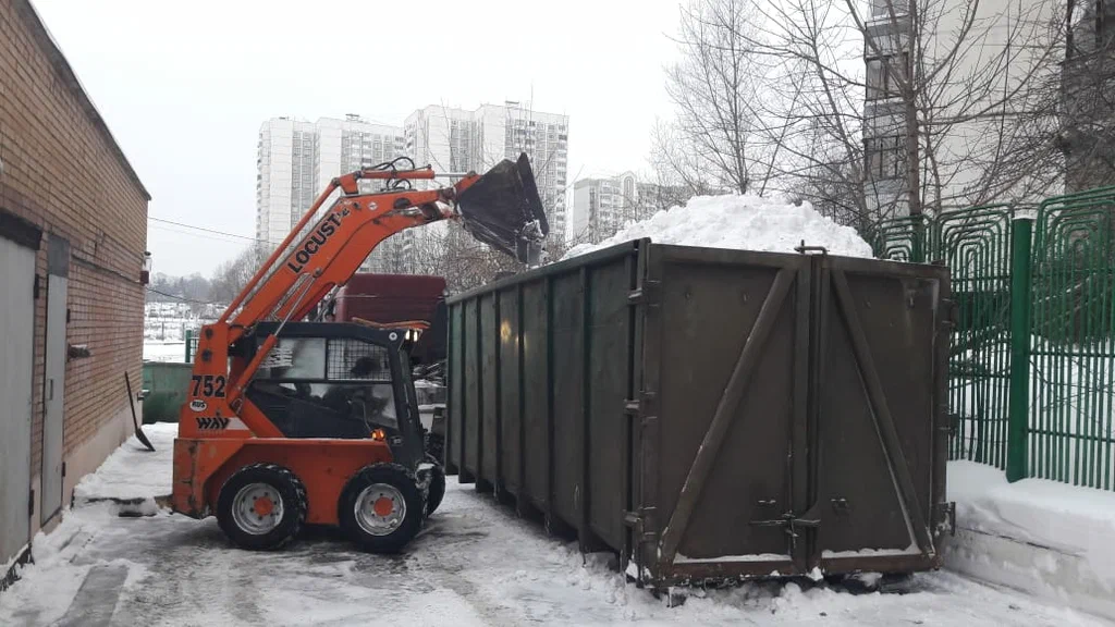 Вывоз снега контейнерами в Грозном — цена от 3284 руб., заказать контейнер для снега в ПроМусор